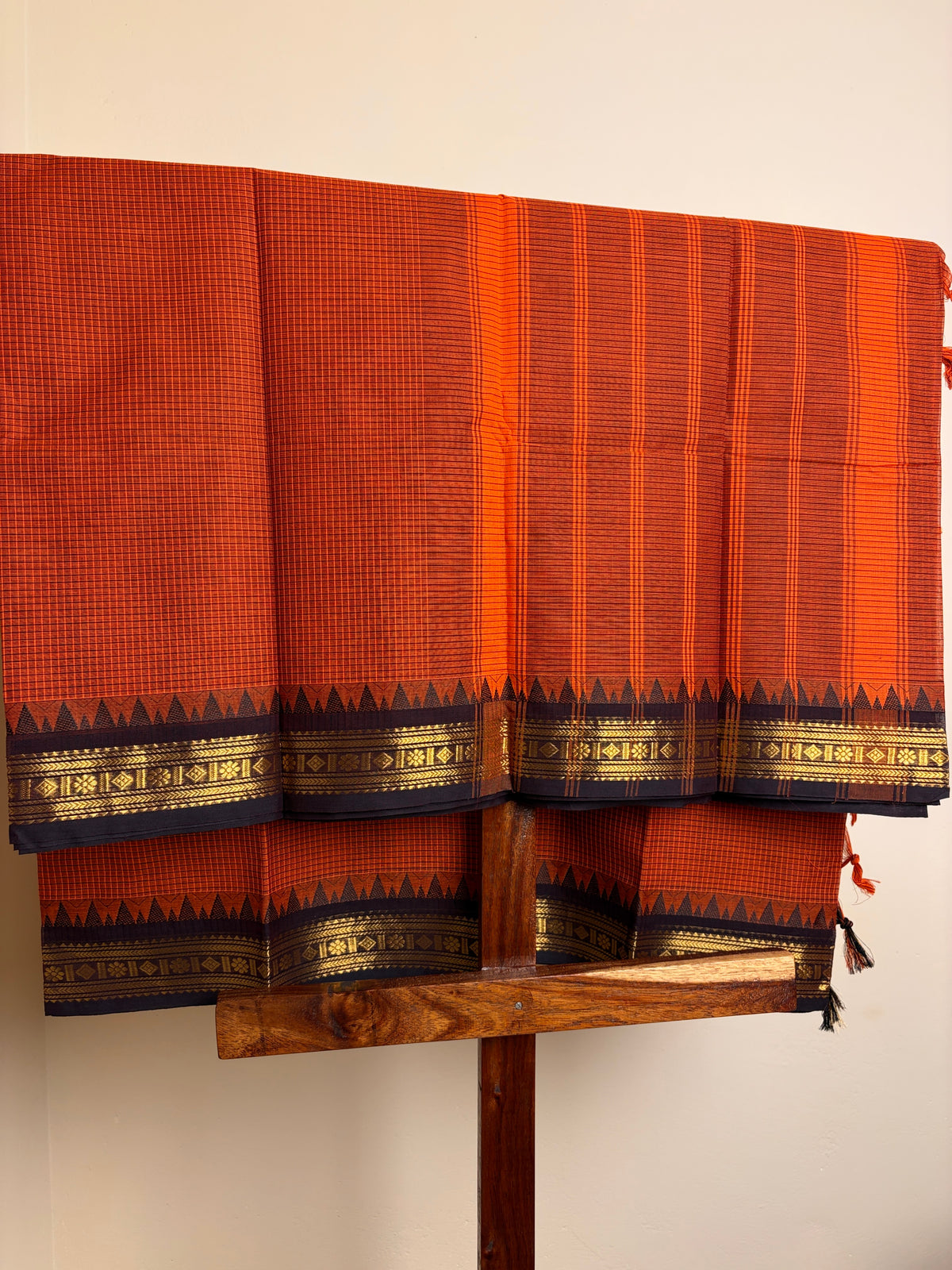 Kanchi - Orange & Black