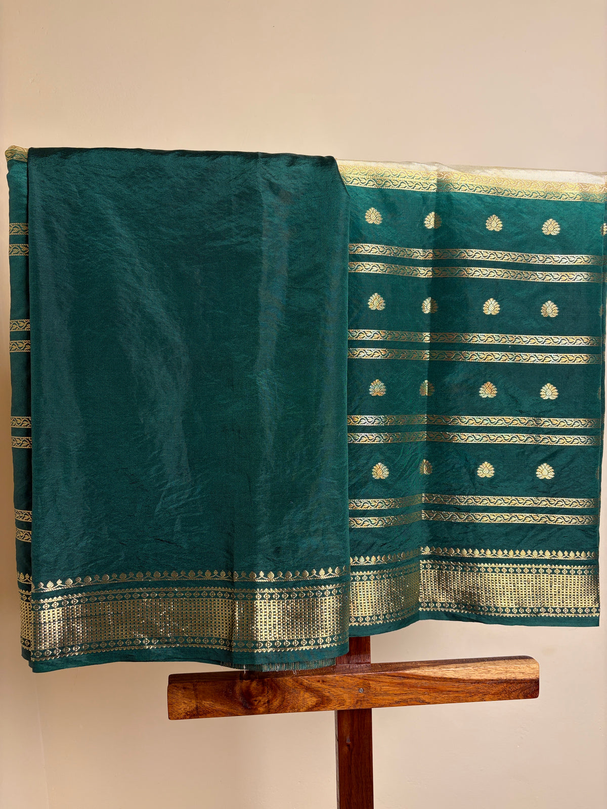 Semi Silk - Bottle Green & Cream