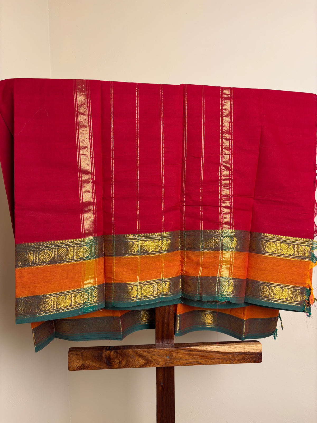Kanchi - Red
