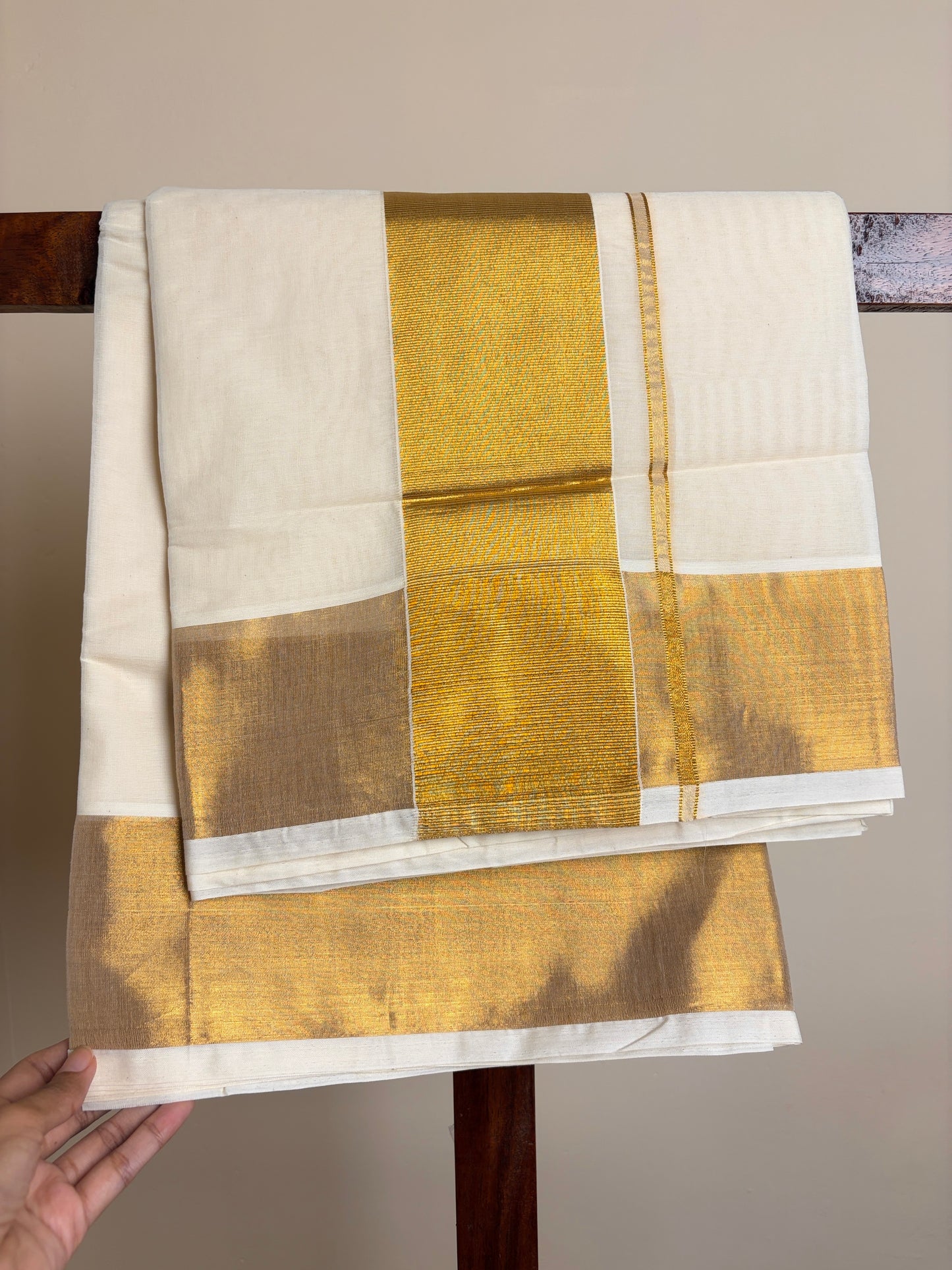 Set Saree - Golden Kasavu
