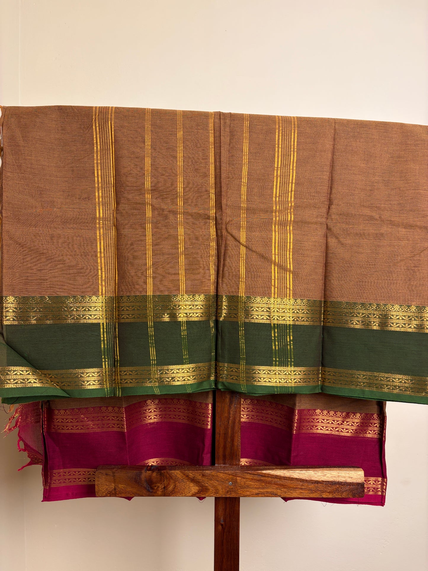 Kanchi - Green & Magenta