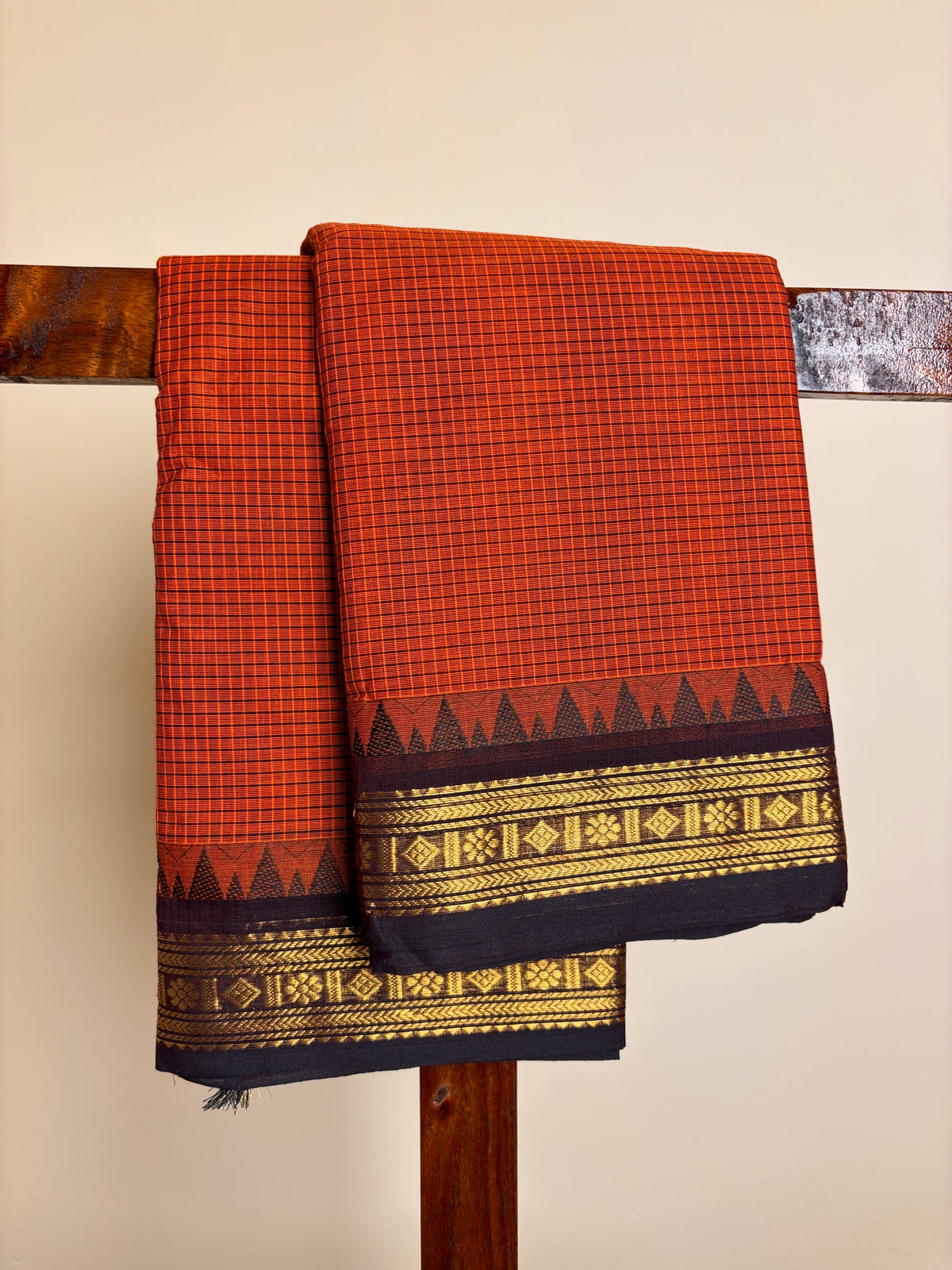 Kanchi - Orange & Black