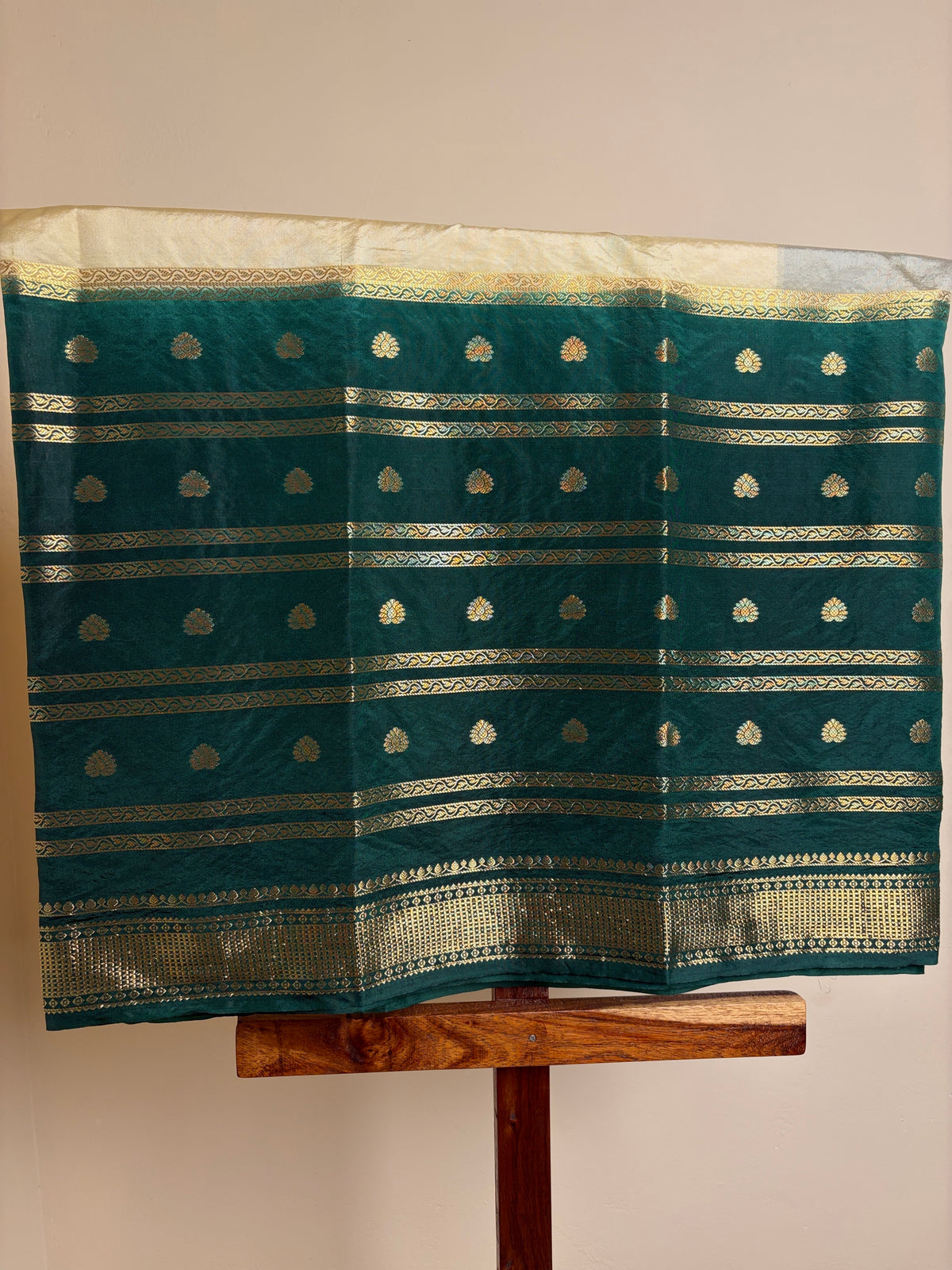 Semi Silk - Bottle Green & Cream