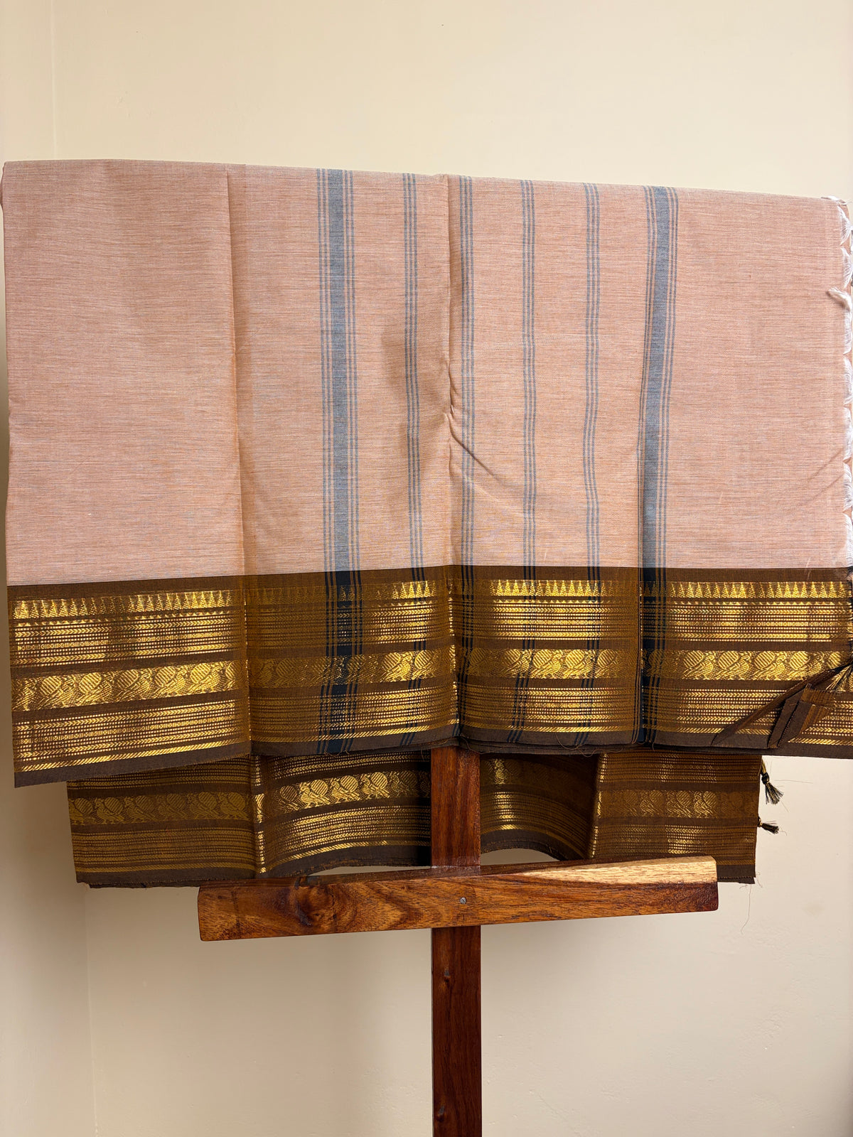 Kanchi - Cream & Deep mehandi