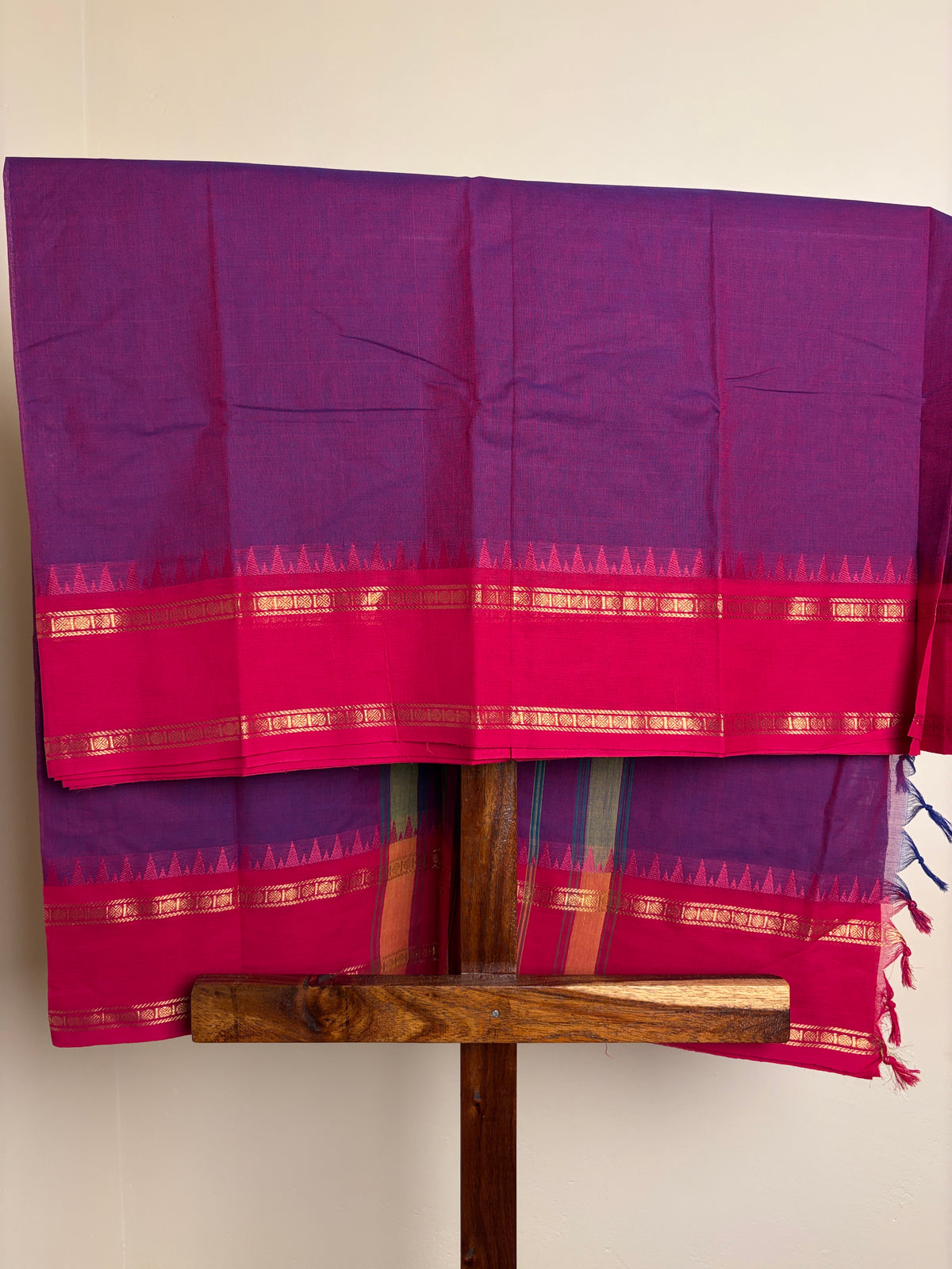 Kanchi - Violet and magenta
