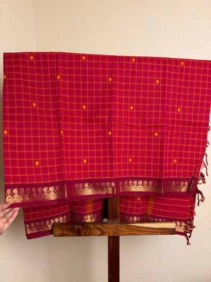 Premium Vintage Kanchi - Deep Red checks