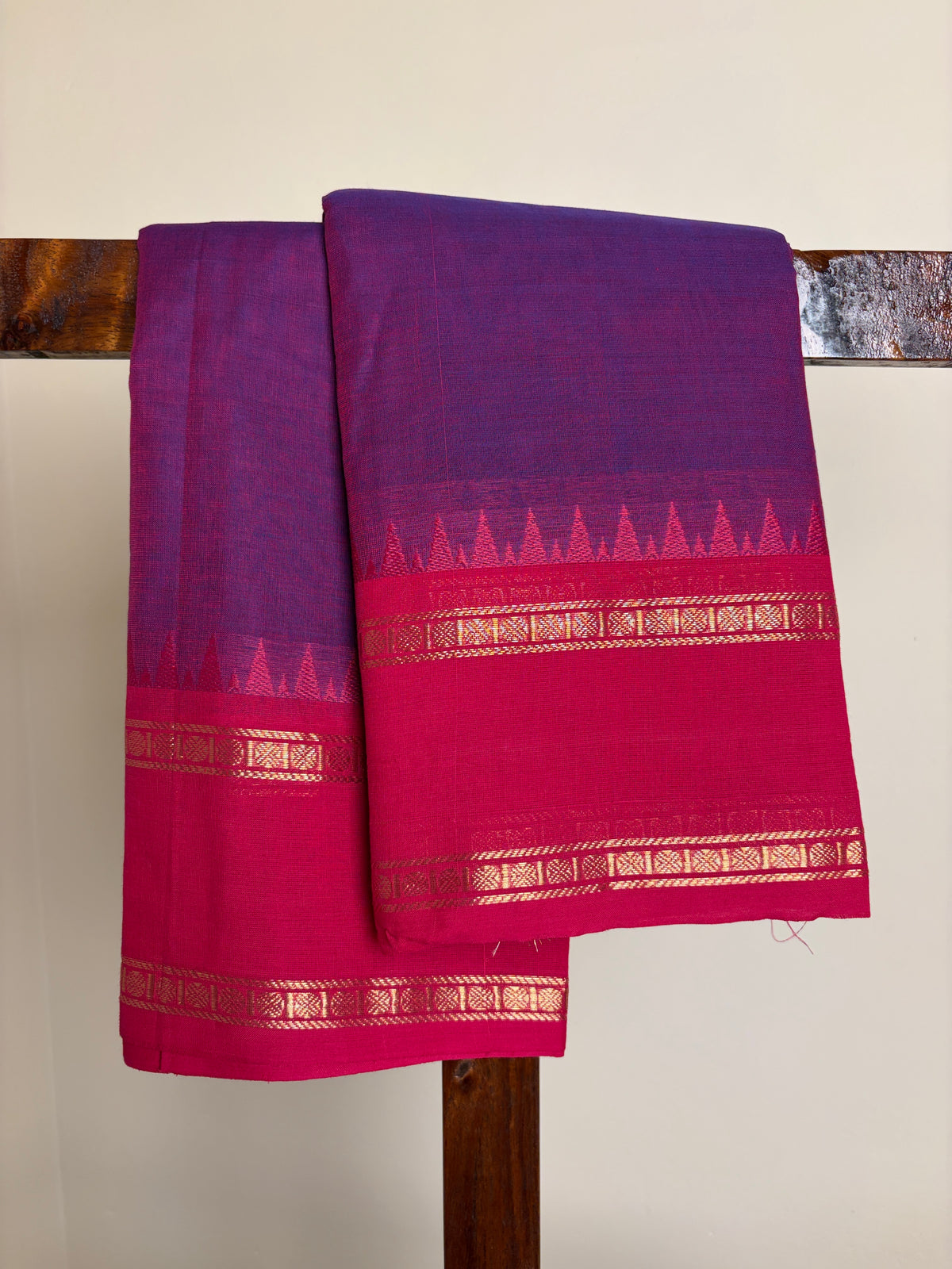 Kanchi - Violet and magenta