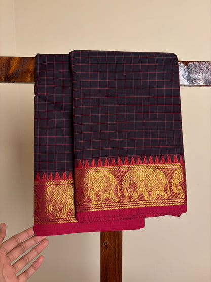 Kanchi - Black & Red checks