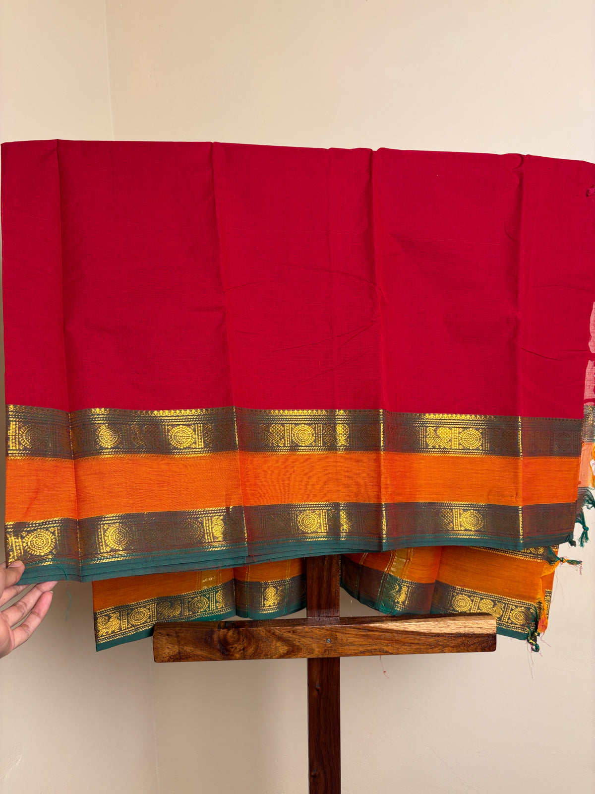 Kanchi - Red