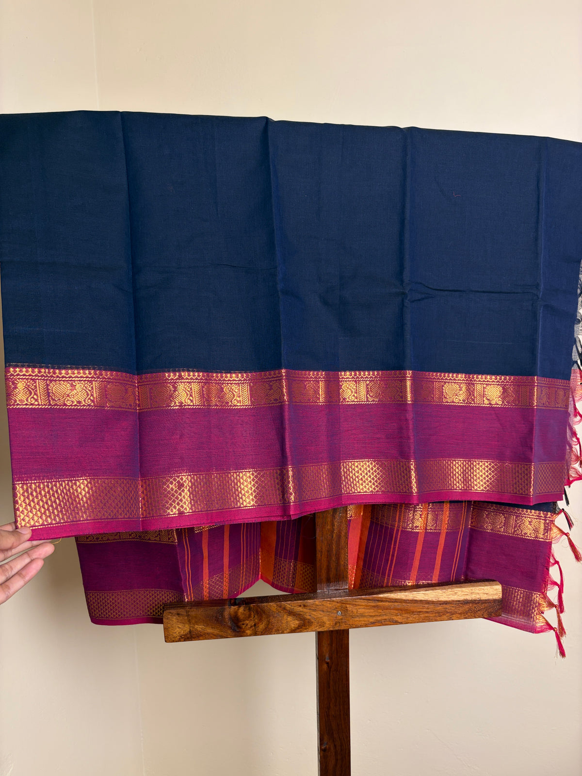 Kanchi - Navy blue & Magenta