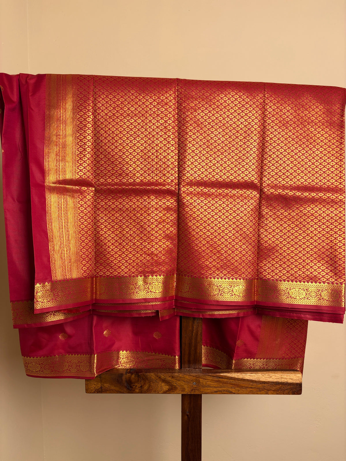 Semi Silk - Red