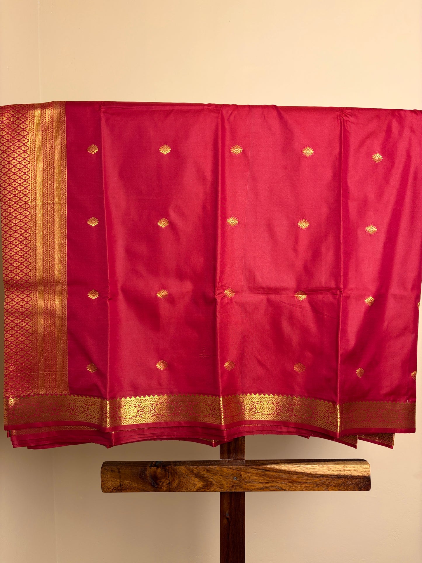 Semi Silk - Red