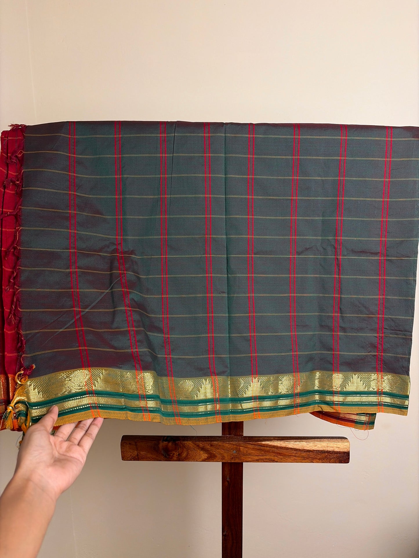 Kanchi - Red & Green