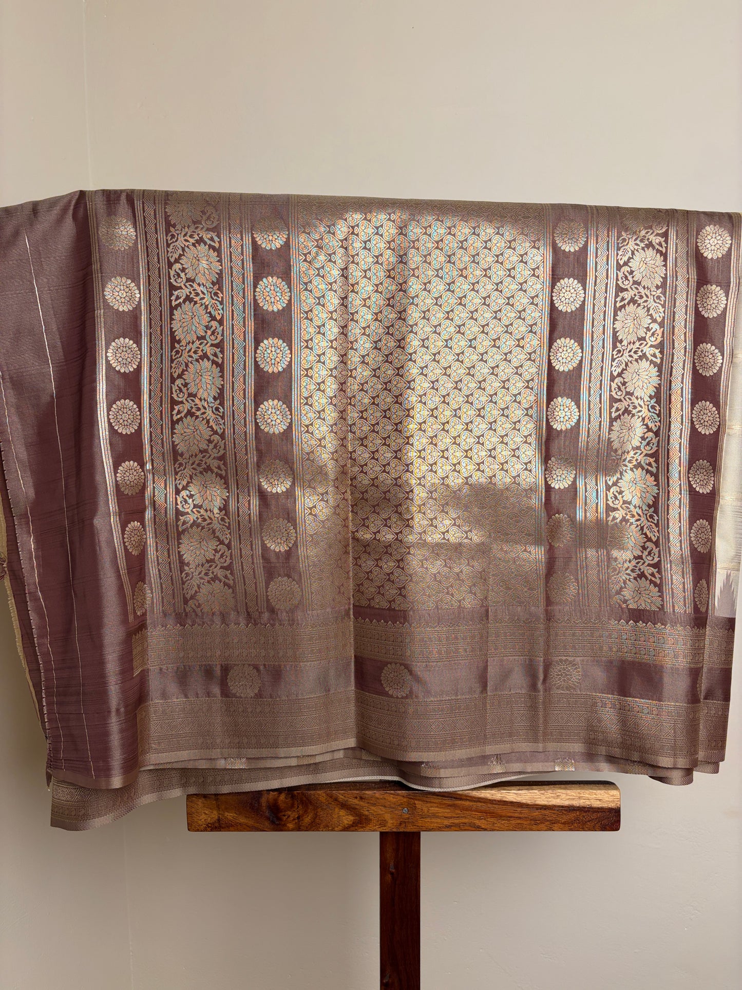 Semi Silk - Cream & Beaver Brown