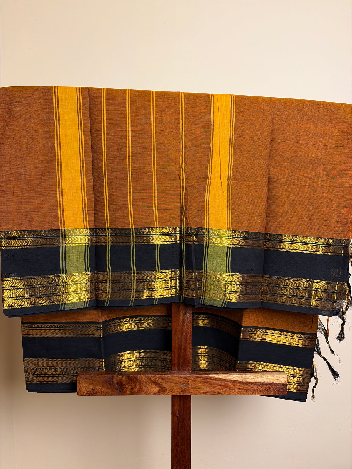 Kanchi - Mustard & Black